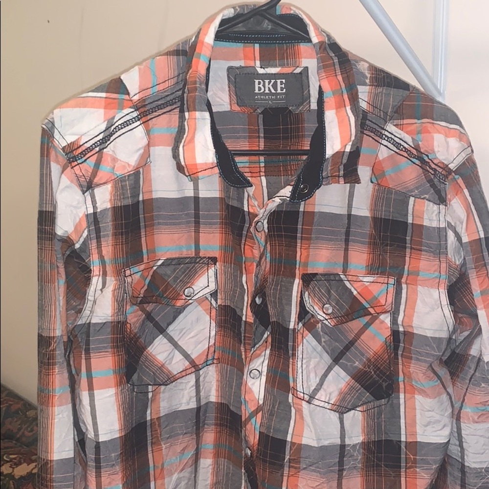 Men’s long sleeve Buckle brand